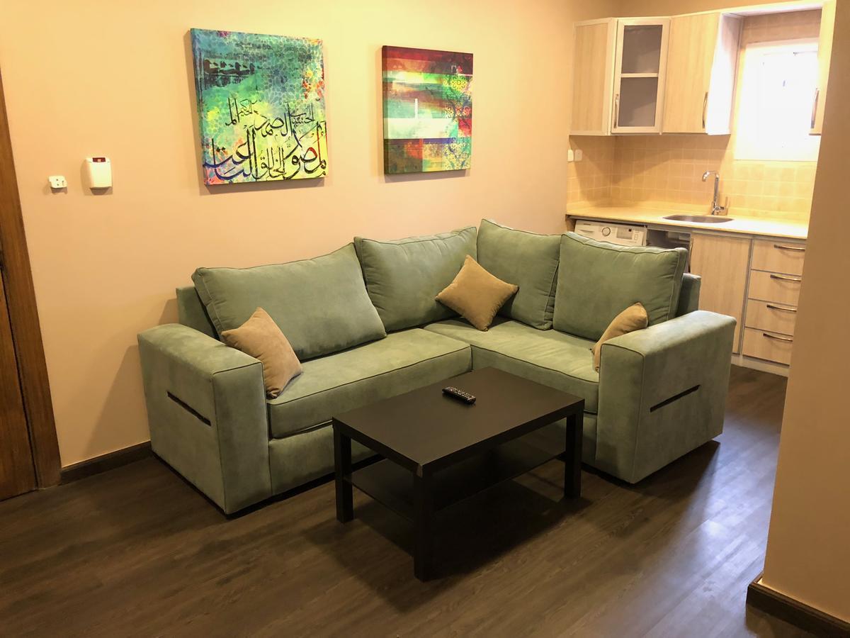 Loren Suites Jeddah Bagian luar foto