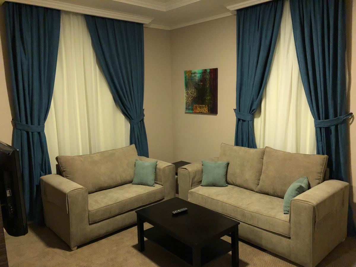 Loren Suites Jeddah Bagian luar foto